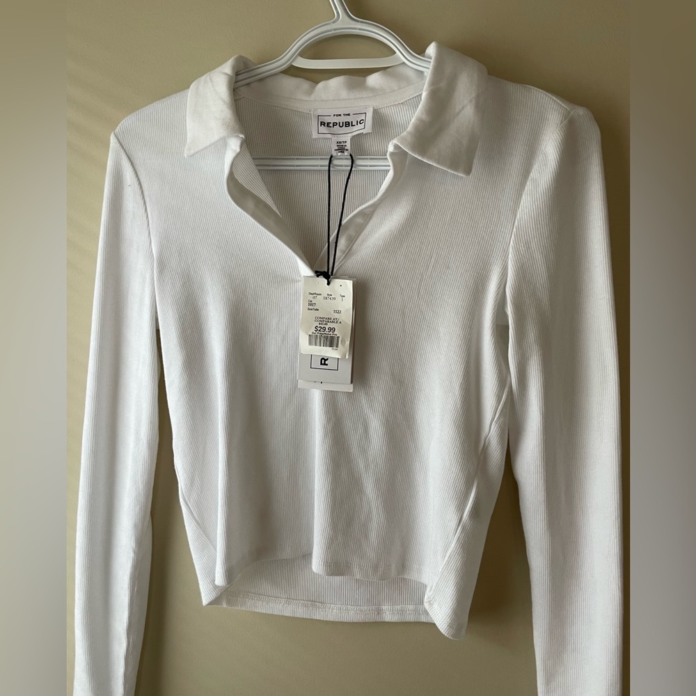 Republic white cropped top size xs